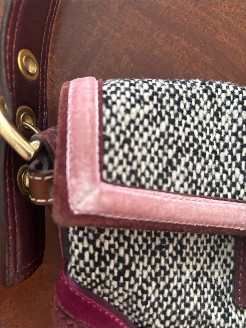 Coach Tweed Soho Demi Flap Shoulder Bag 8F01 Y2K Suede Bow Crystal